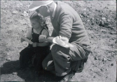 L Assorted Fam_00009A